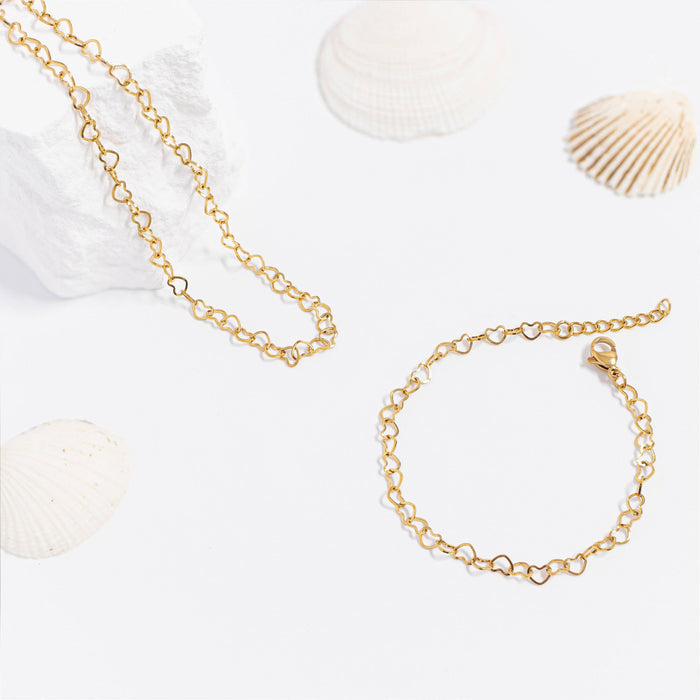18K Gold PVD Stainless Steel Linked Heart Chain Bracelet