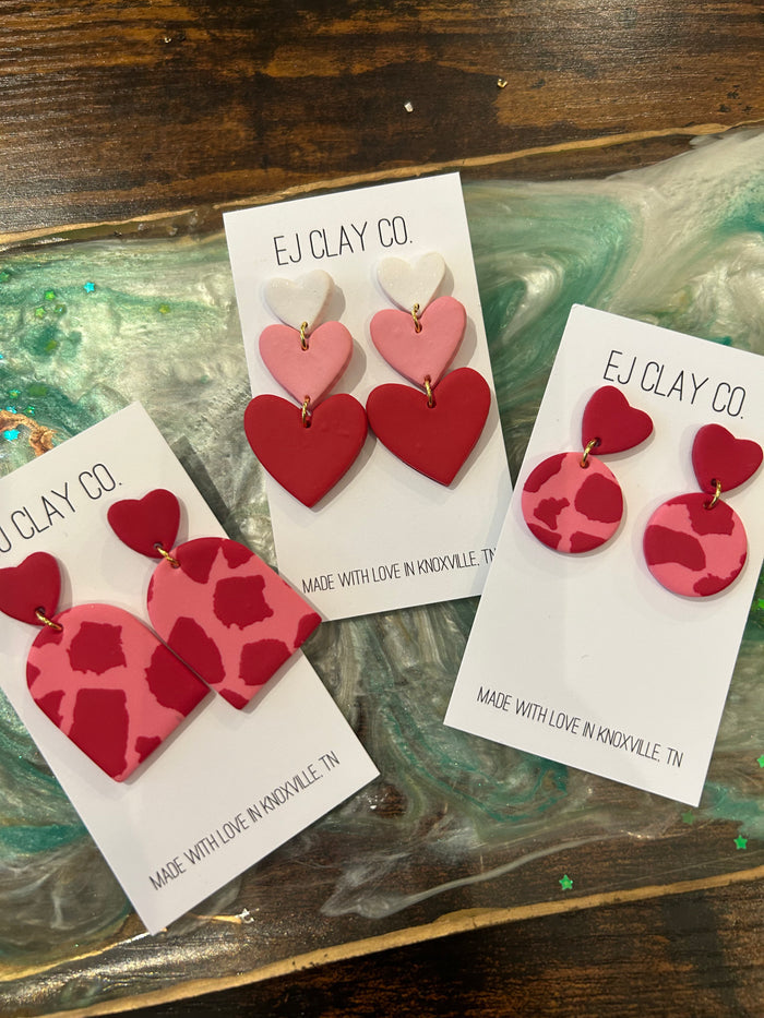 Red/pink cheetah earrings 1.9