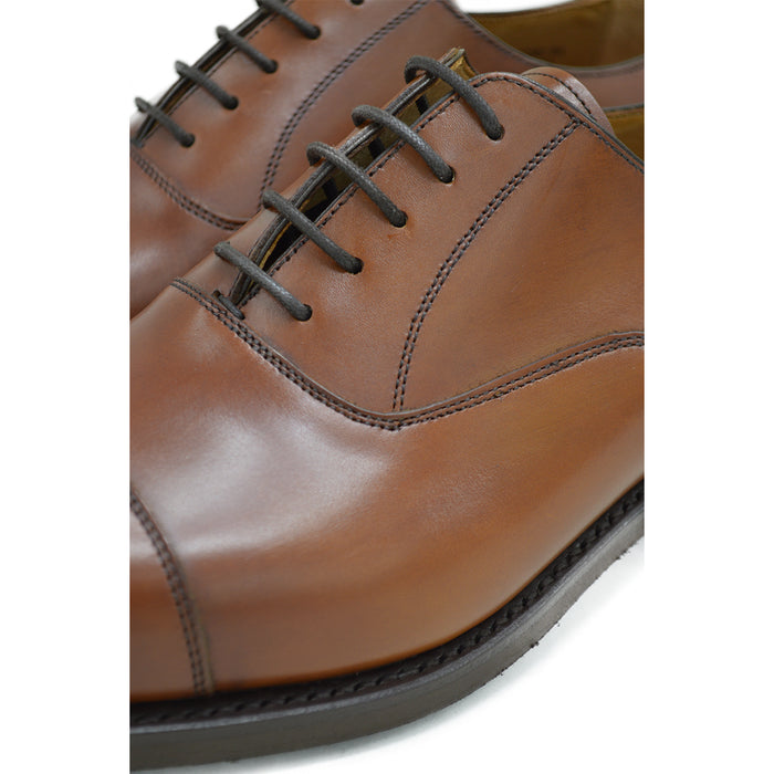 Berwick 1707 Straight Cap Oxford (5217) Cuero (Tan) Dainite