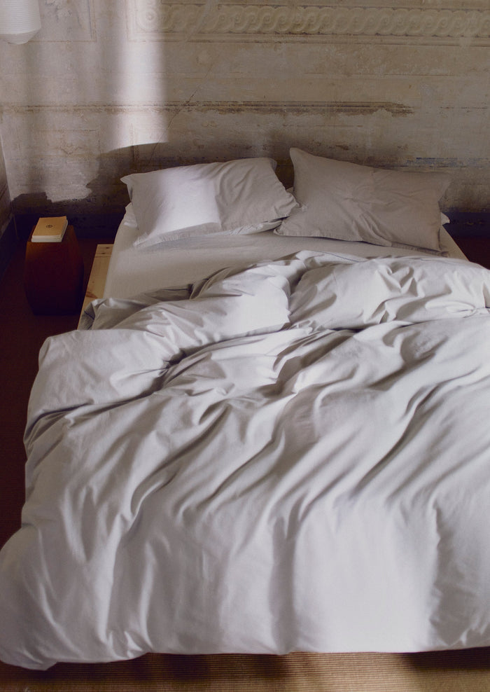 Fine Stripe Cotton Oxford Pillowcase Set | Ecru/Smoke Blue