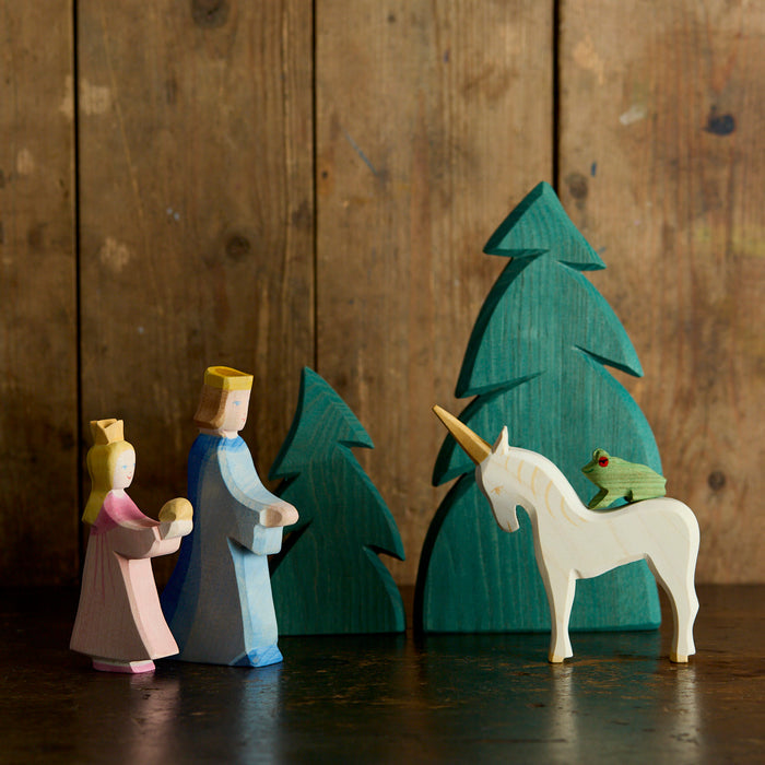 Handmade Wooden Princess for Frog King