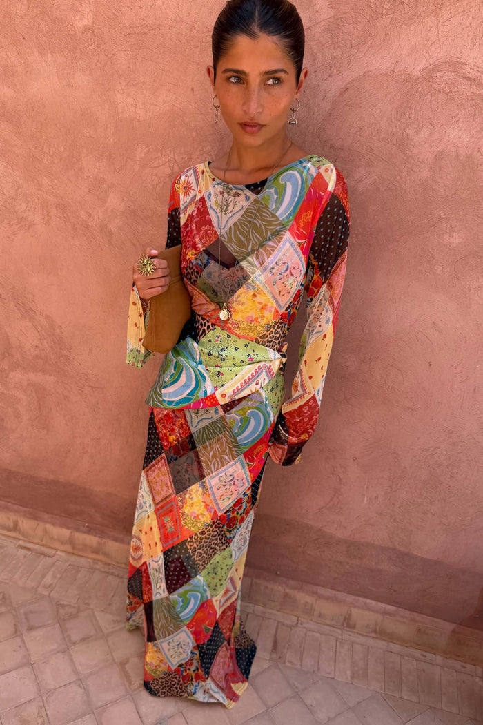 caption_Model is 5ft4” and is a UK size 6, wearing a UK size 10