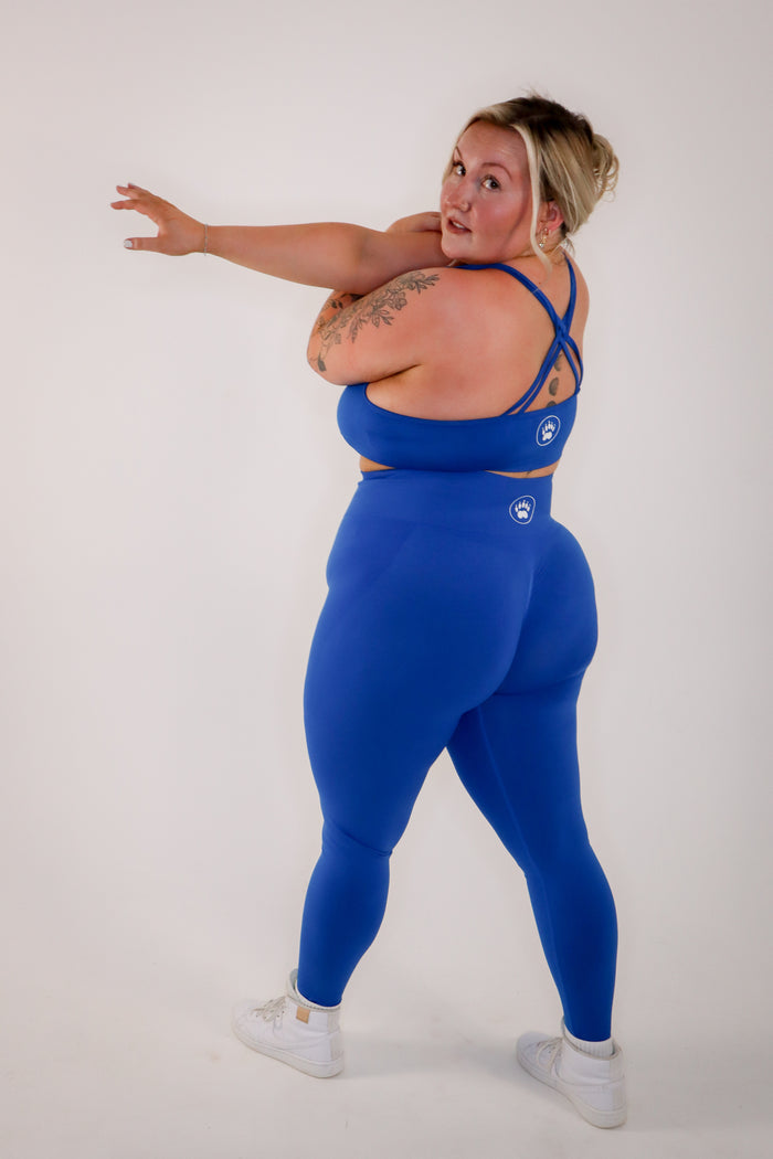 Medium / Blue