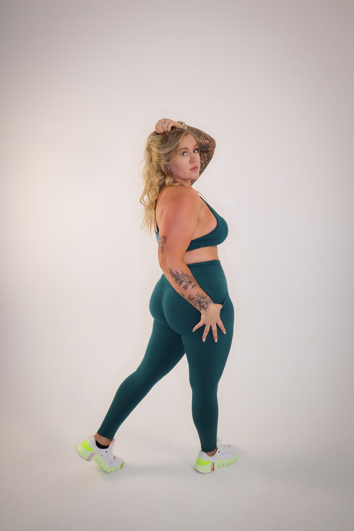 Medium / Teal