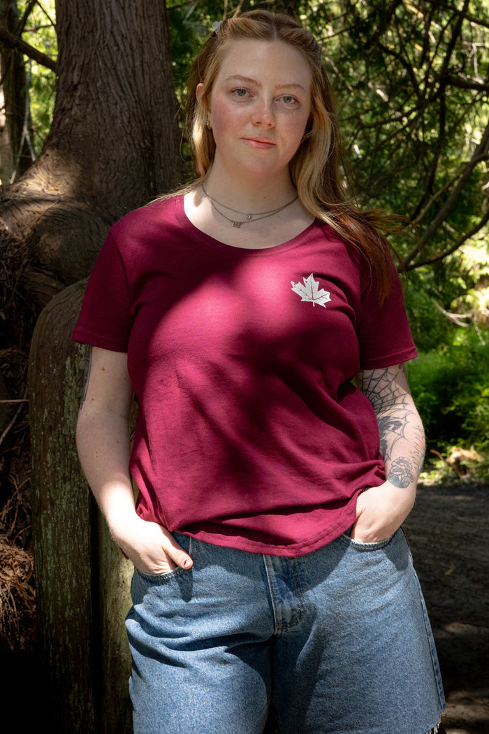 MAPLE LEAF Women's 100% Organic Cotton Tee - Magenta
