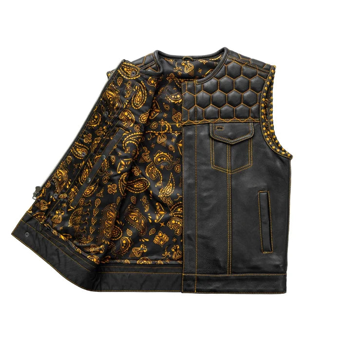 Men's Hornet Vest: Features:True to sizeClub style with roll-up collar, covered snaps and cropped center zipperHoney comb qui