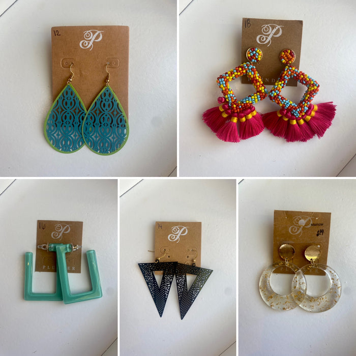 Plunder earrings 10.4