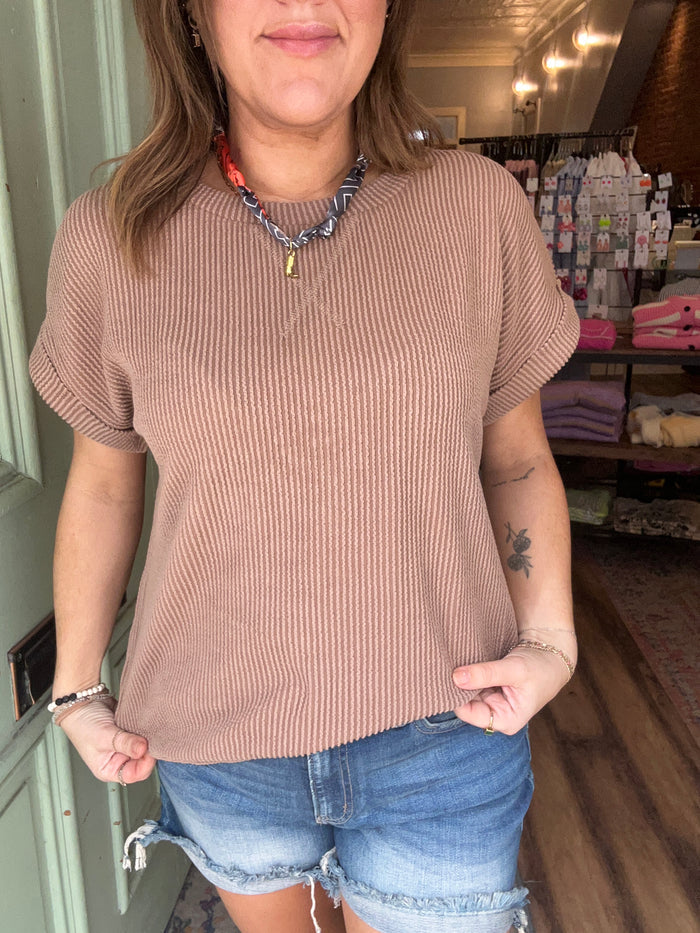 Ribbed short sleeve top