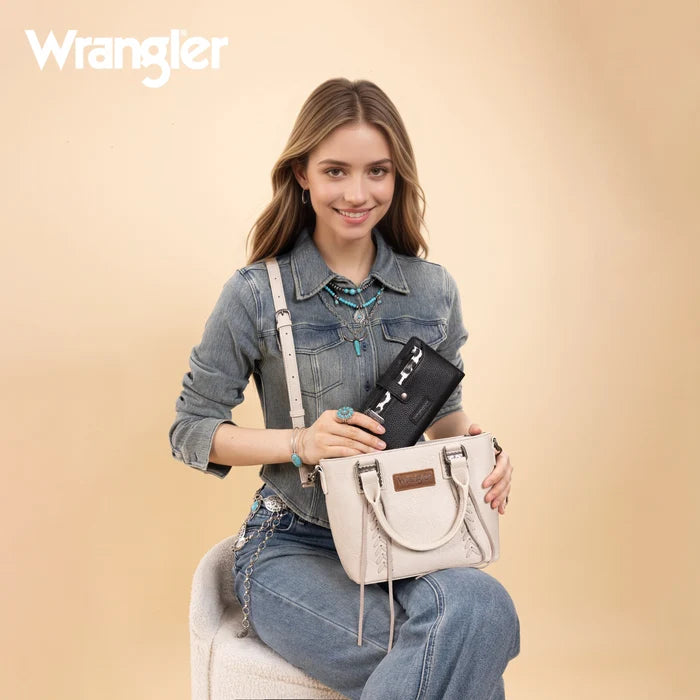 Wrangler Western Bi-Fold RFID Wallet/Wristlet With Detachable Pouch- Black